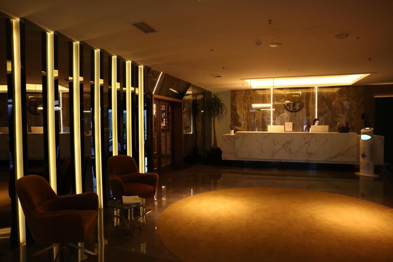 Palace Hotel & Spa Косовська Митровиця Екстер'єр фото